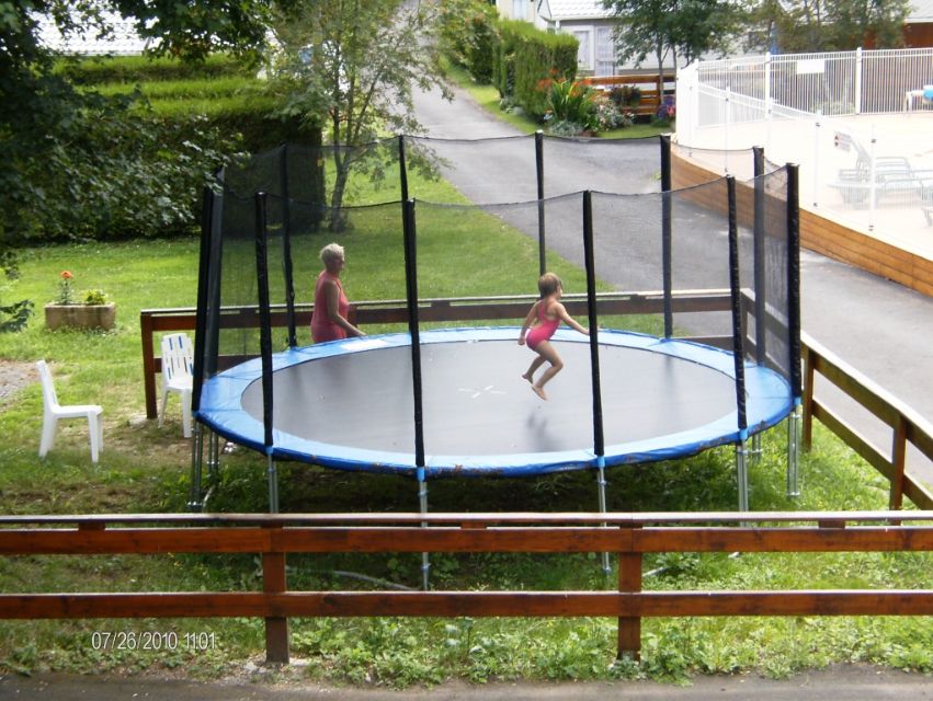 Trampoline